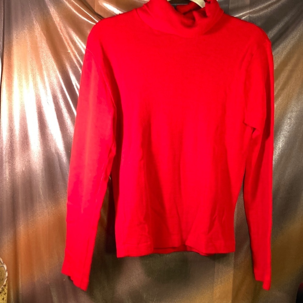 Vintage 1970’s ted turtleneck sweater with zipper neck. 36” chest 32” waist 202